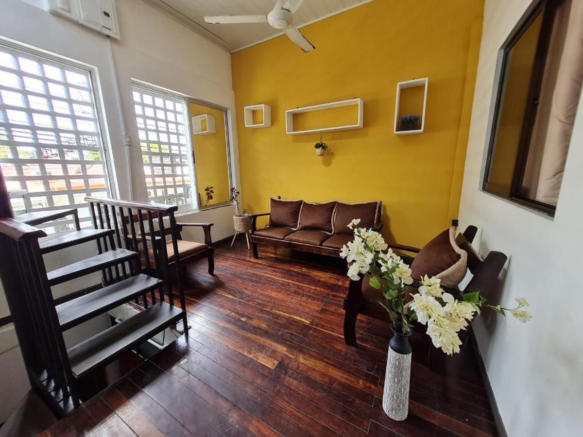Apartamento Spiral, En El Centro De Quepos. Apartment Bagian luar foto